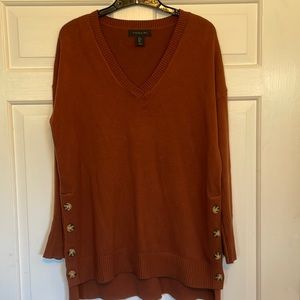 Tahari sweater